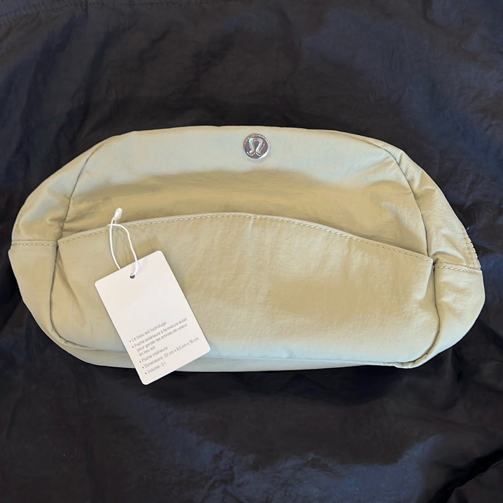 Lululemon Double Zip Pouch - Large 2L